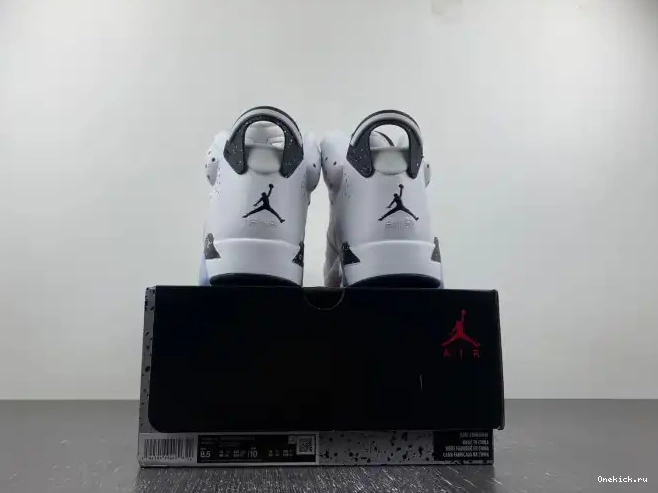 One Kick Reverse 6 Oreo Jordan Air CT8529-112 0627